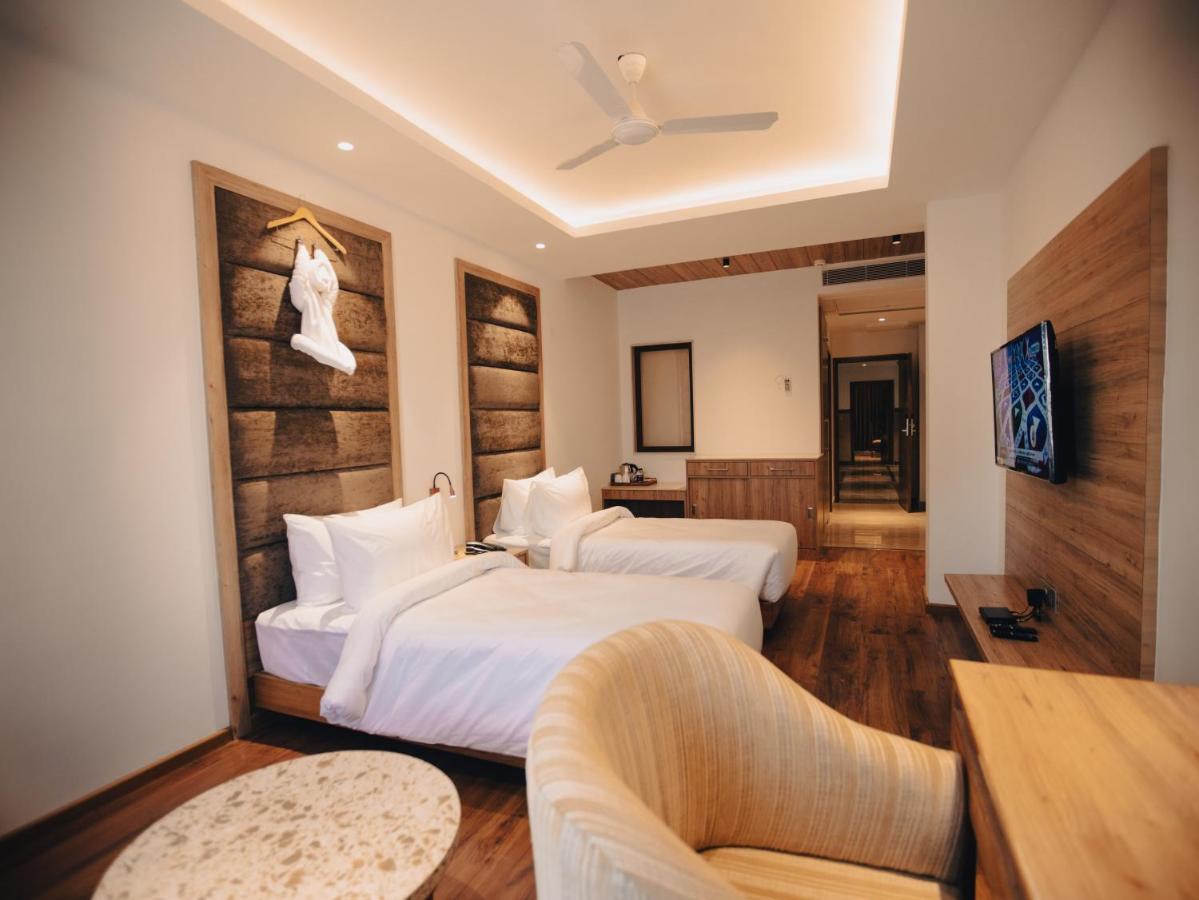 Clarks Inn Express, 데라둔 외부 사진