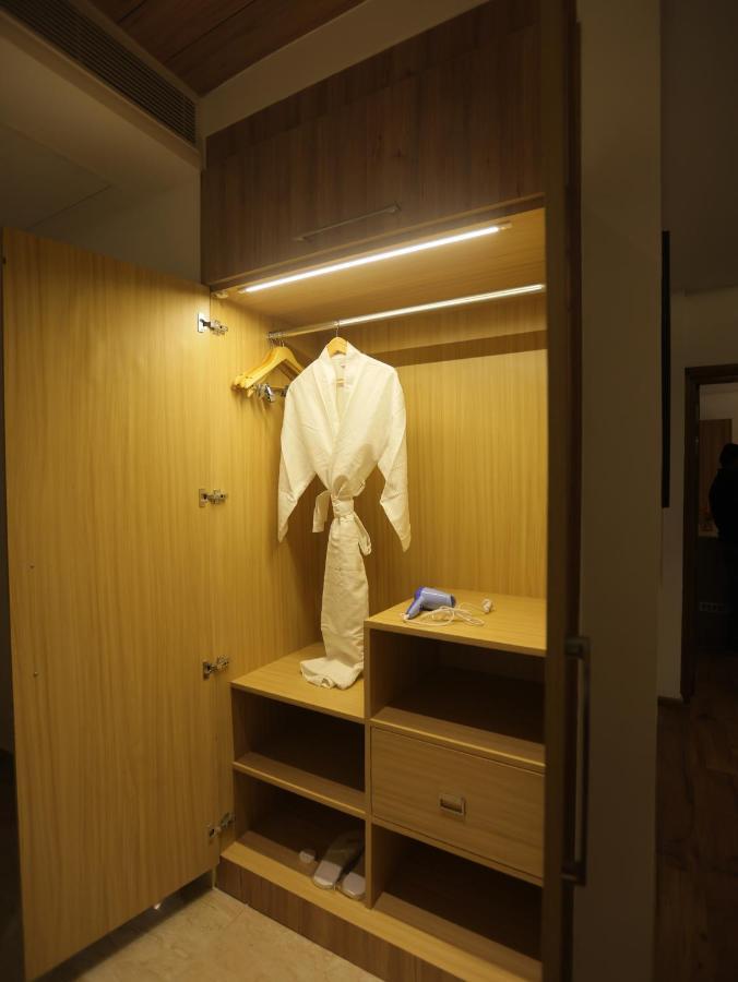Clarks Inn Express, 데라둔 외부 사진